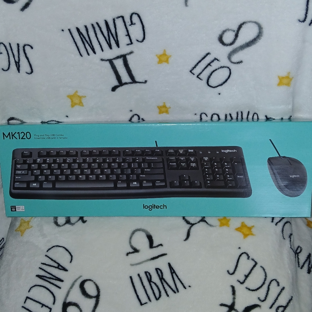 Logitech MK120 Keyboard and Mouse Combo - Black and Teal Box